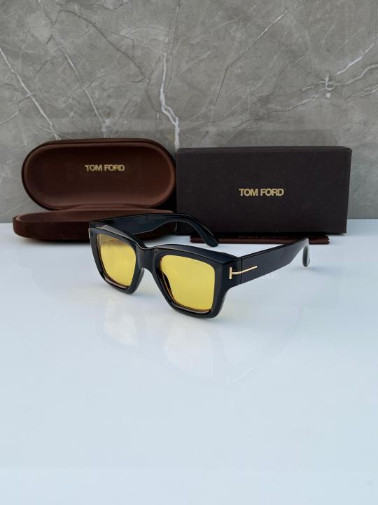 Tomford_4184_yellow