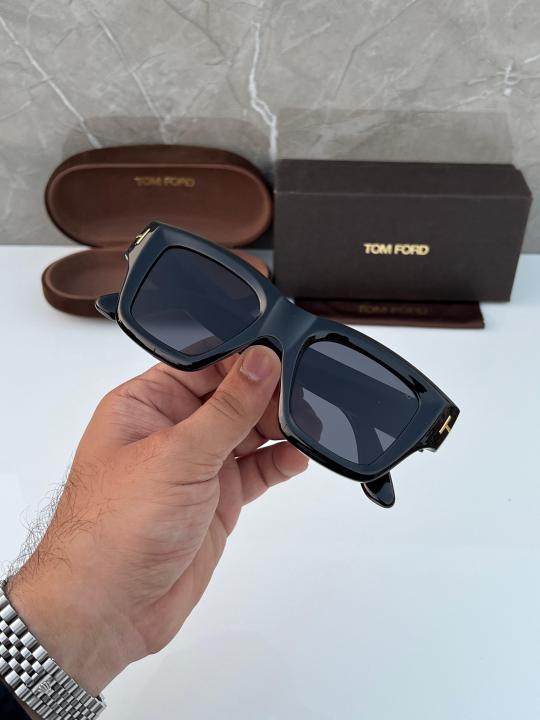 Tomford_4184_black